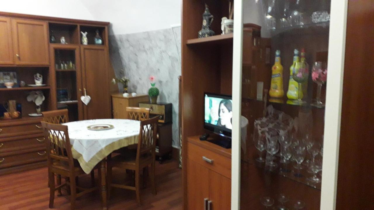 Апартаменти Casa Vacanza Mary Сантерамо-ін-Колле Екстер'єр фото